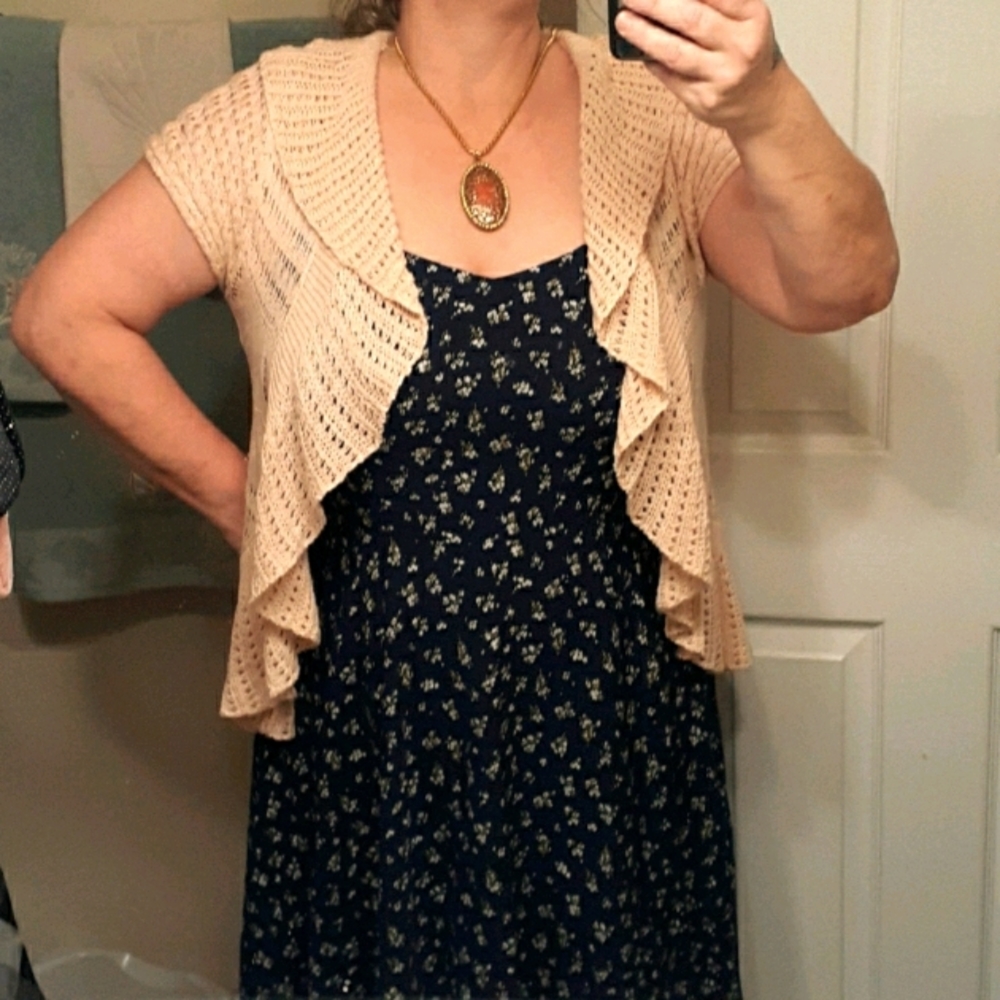 Navy floral dress - Picture 1 of 8